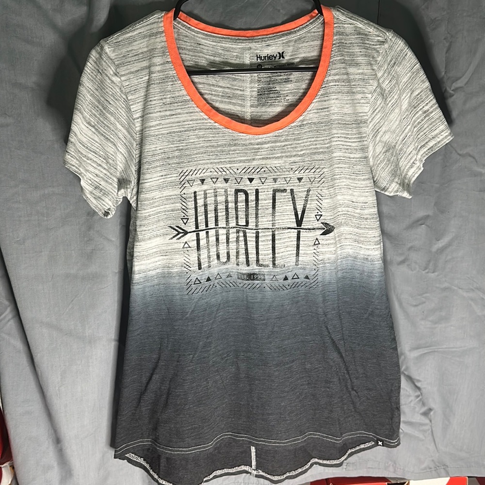 Hurley t shirt, ladies cut. Runs big for a medium.
